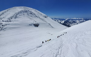 elbrus-climb-group